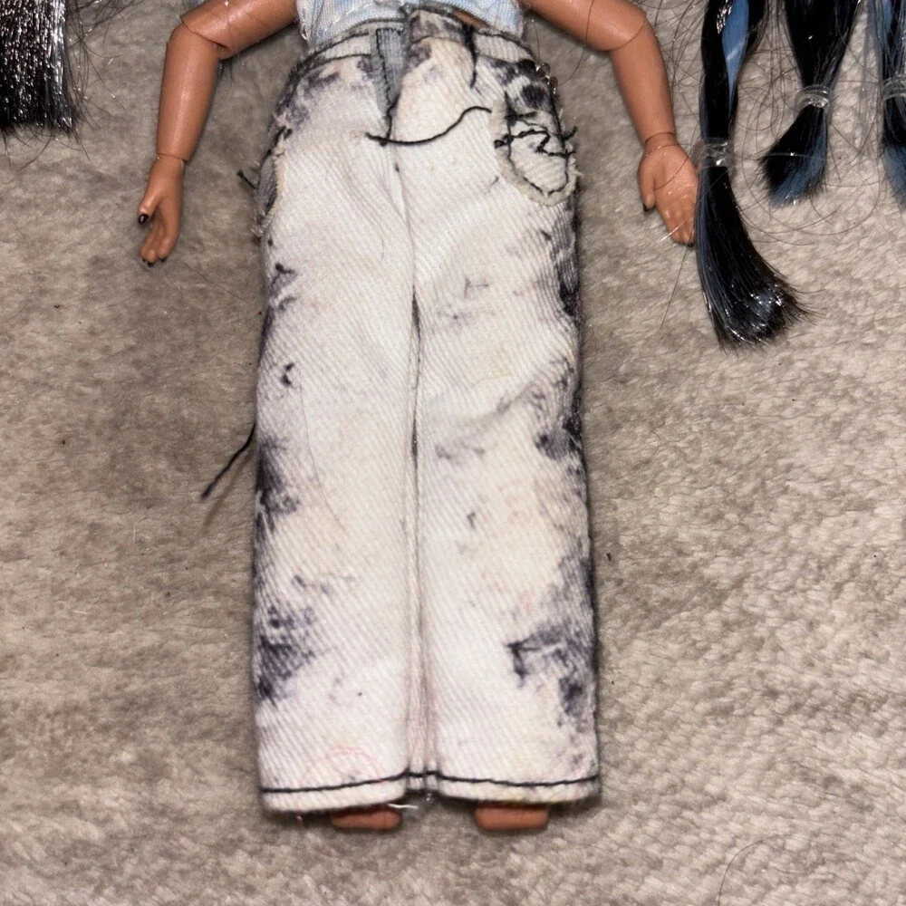 LOL Surprise! Tweens Fashion Doll Freshest + Top & Pants, Blue & Black - Picture 5 of 6